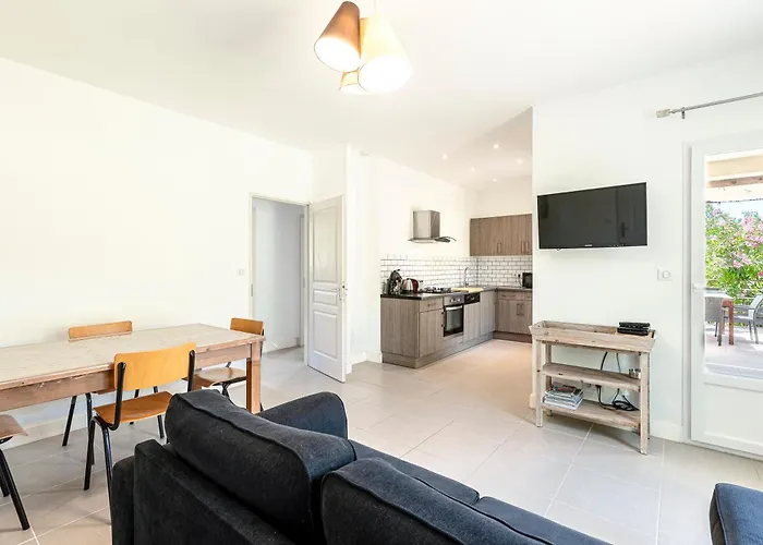 La Belle-helene - Proche Plage, 30 Min D'ajaccio Albitreccia